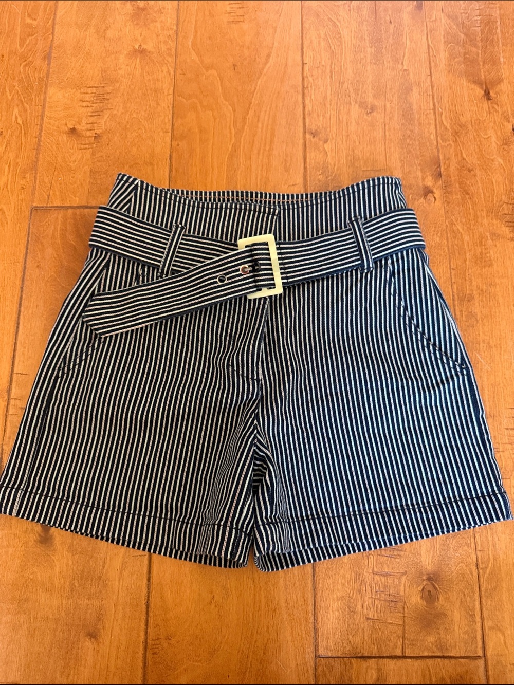 Anthropologie Striped High-Waist Belted Women’s Shorts -Navy Blue,light blue,Red